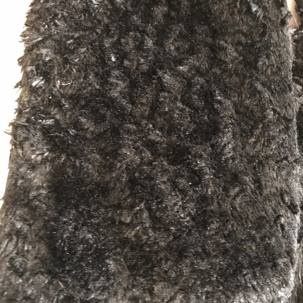 Adrienne Landau black faux fur scarf wrap fringe
